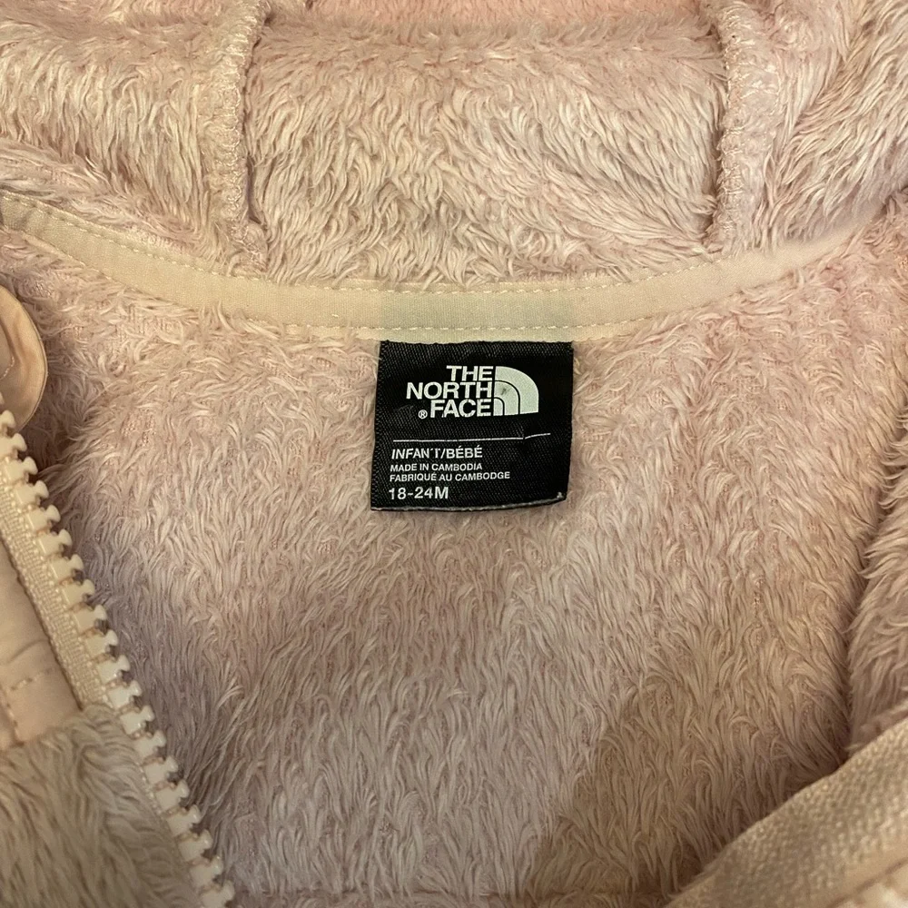 Toddler girl north face fleece zip up hooded jacket - Picture 3 of 3